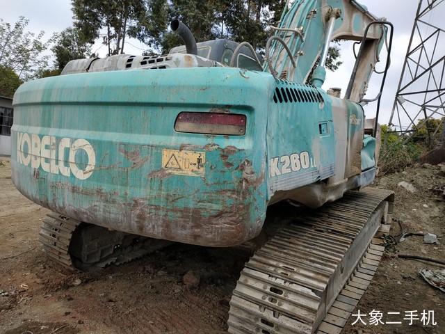 神钢 SK260LC-8 挖掘机