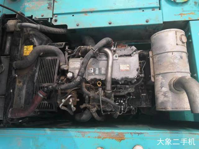 神钢 SK200-8 挖掘机