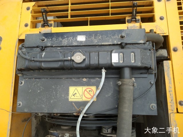 现代 R305LC-7 挖掘机