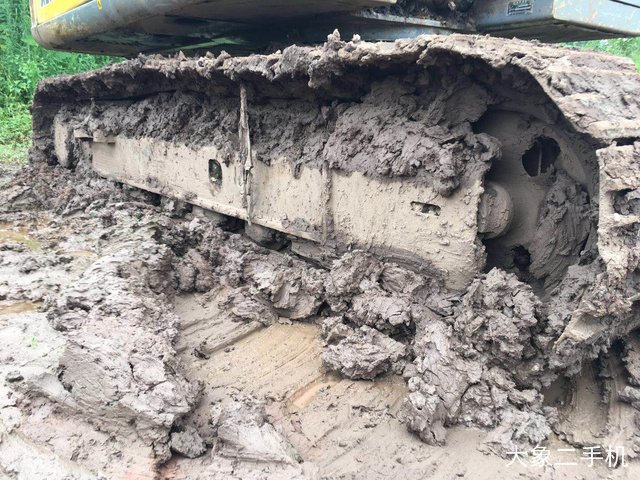 徐工 XE135B 挖掘机