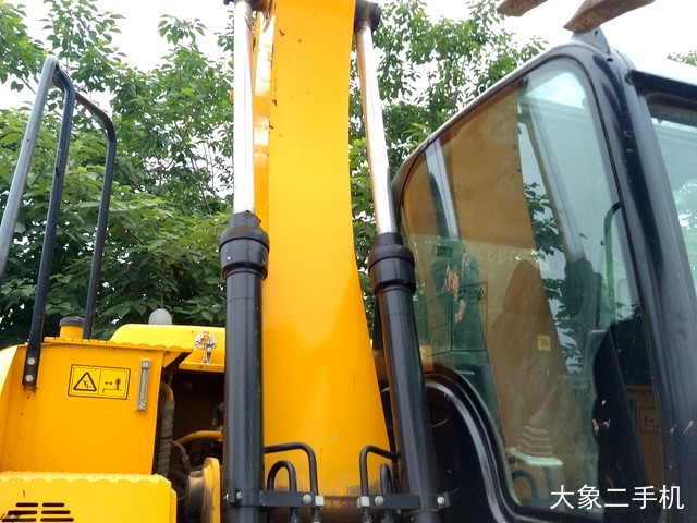 杰西博 JS130LC 挖掘机
