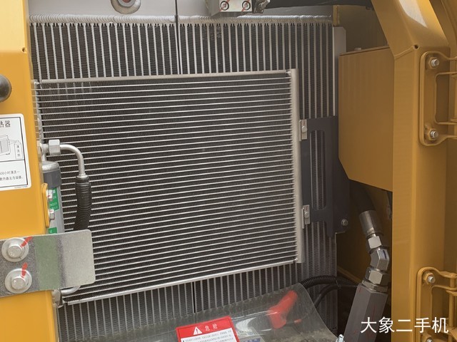 徐工 XGC75 挖掘机