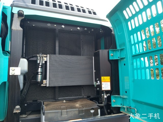 神钢 SK210LC-10 挖掘机
