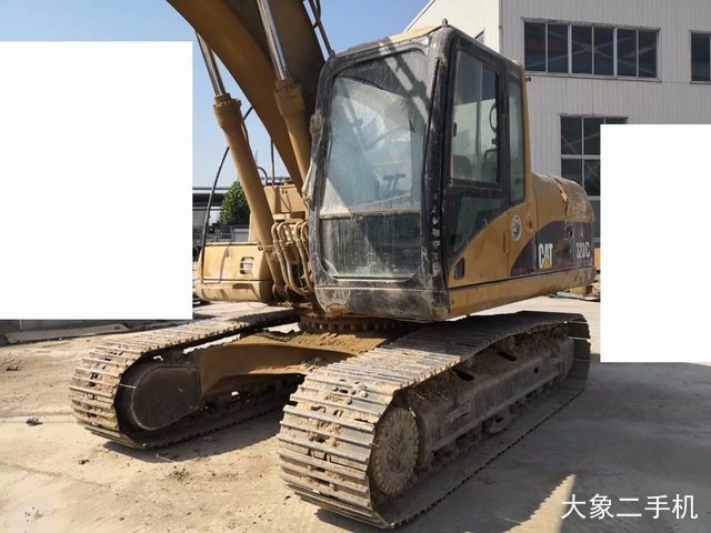 卡特彼勒 320C 挖掘机