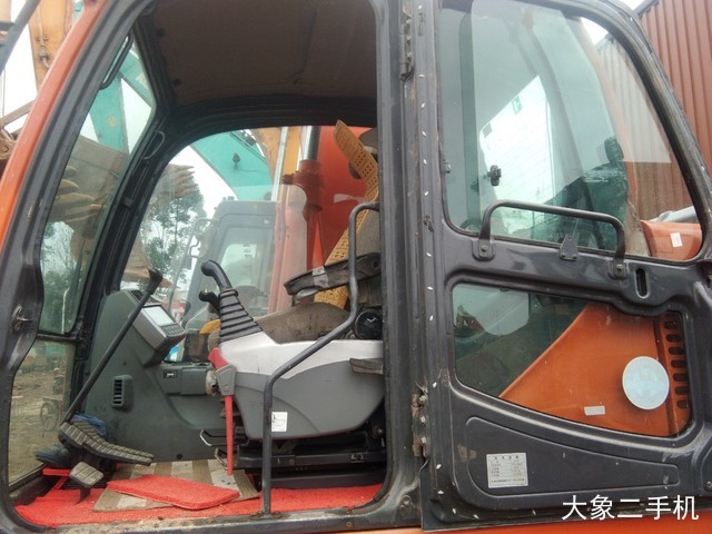 斗山 DX150LC 挖掘机