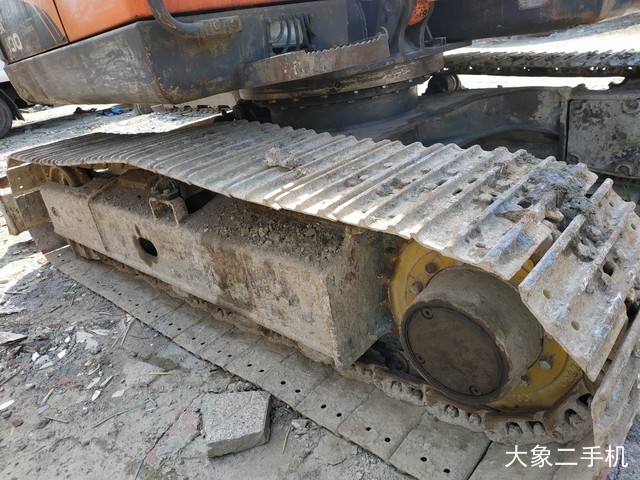 斗山 DX80 挖掘机