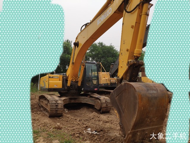 神钢 SK260LC-8 挖掘机