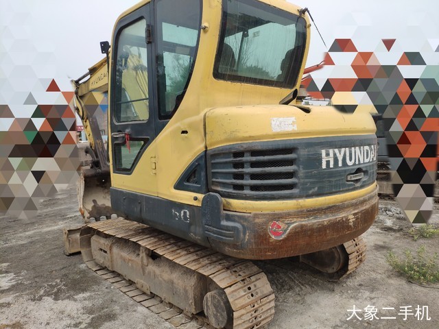 现代 R60-9 挖掘机