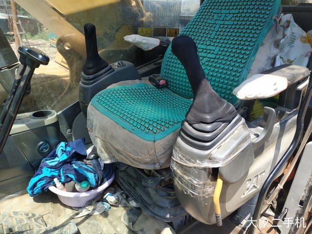 卡特彼勒 329D 挖掘机