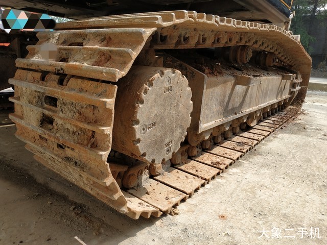 三一重工 SY215C 挖掘机