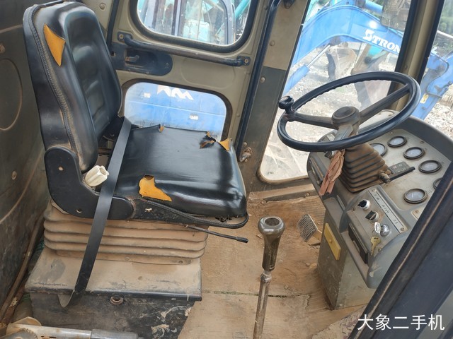 龙工 LG520B机械驱动 压路机