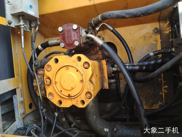 重庆勤牛 QNL150 挖掘机