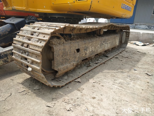 龙工 LG6060D 挖掘机