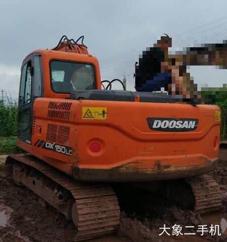 斗山 DX150LC 挖掘机