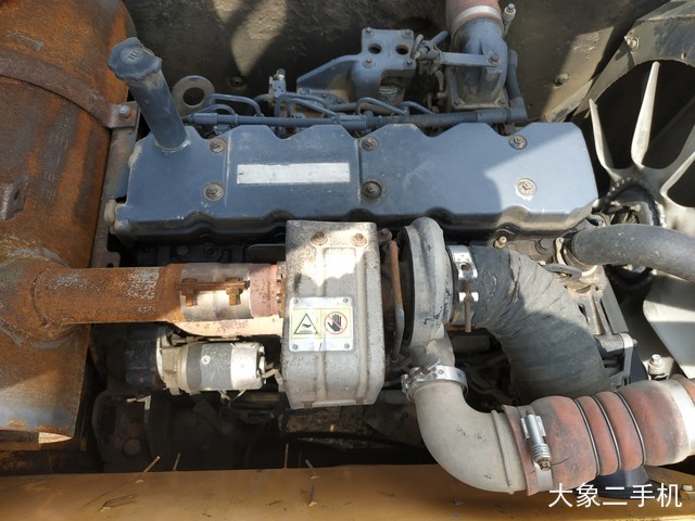 现代 R225LC-9 挖掘机