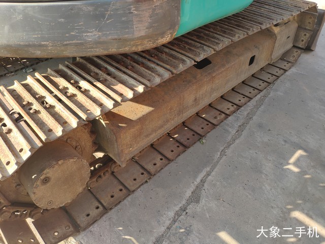 神钢 SK70SR-2 挖掘机