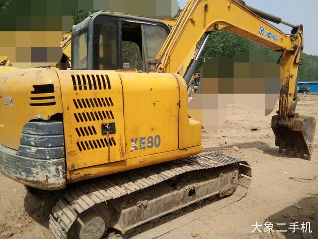 徐工 XE80 挖掘机