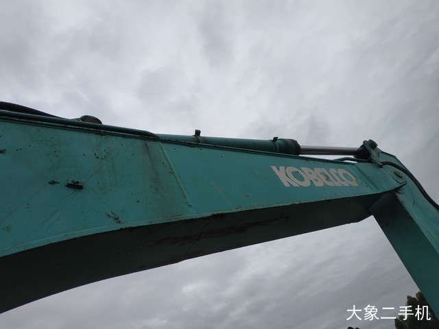 神钢 SK260LC-8 挖掘机