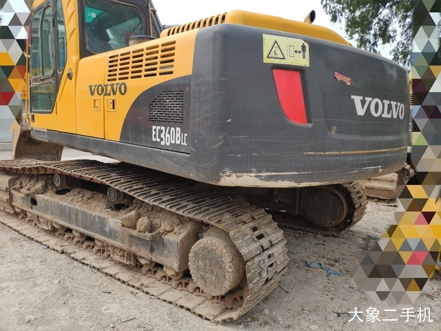 沃尔沃 EC290BLC 挖掘机