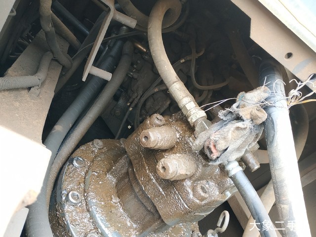 凯斯 CX300B 挖掘机