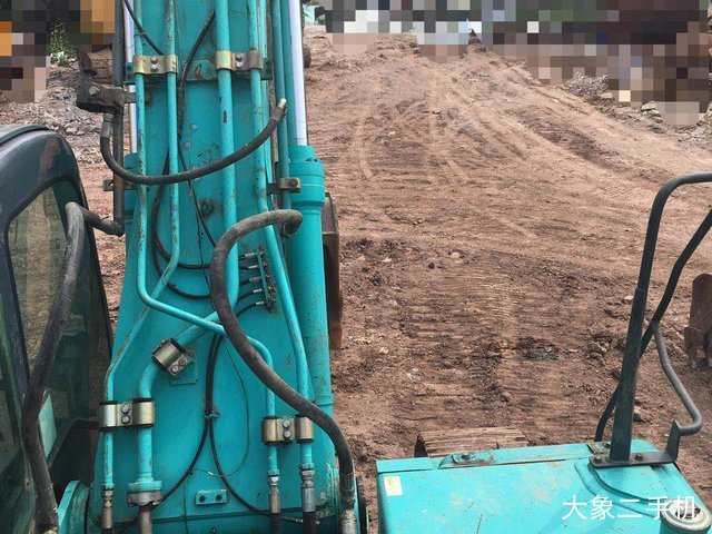 神钢 SK260LC-8 挖掘机