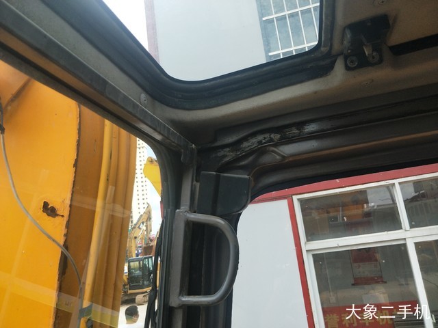 龙工 LG6060 挖掘机