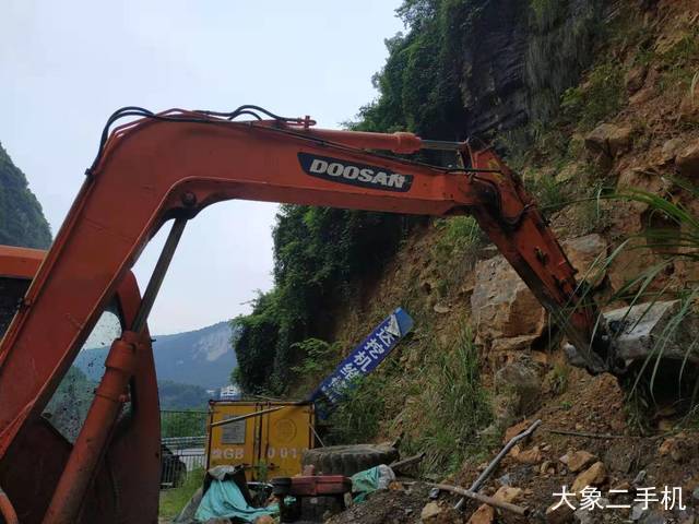 斗山 DH80G 挖掘机