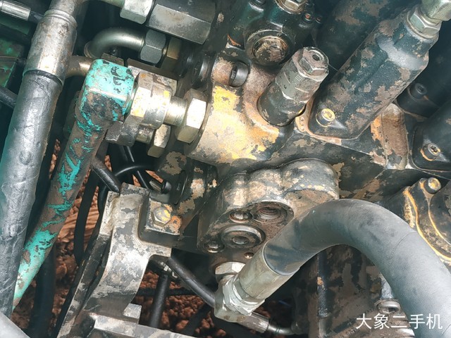 神钢 SK250-6E 挖掘机