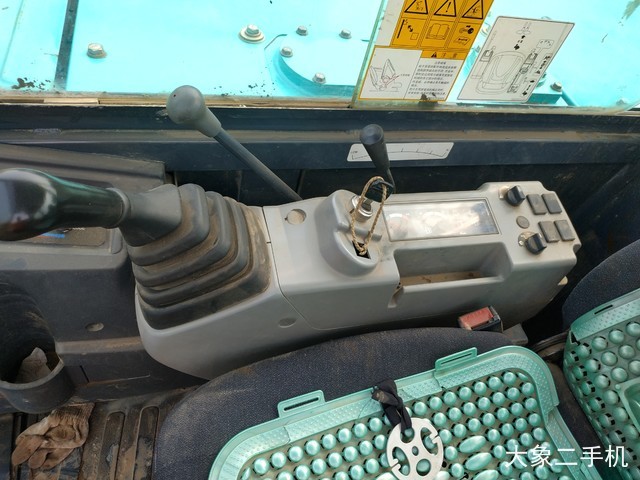 神钢 SK60-8 挖掘机