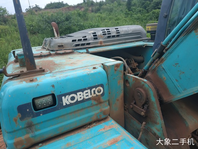 神钢 SK260LC-8 挖掘机