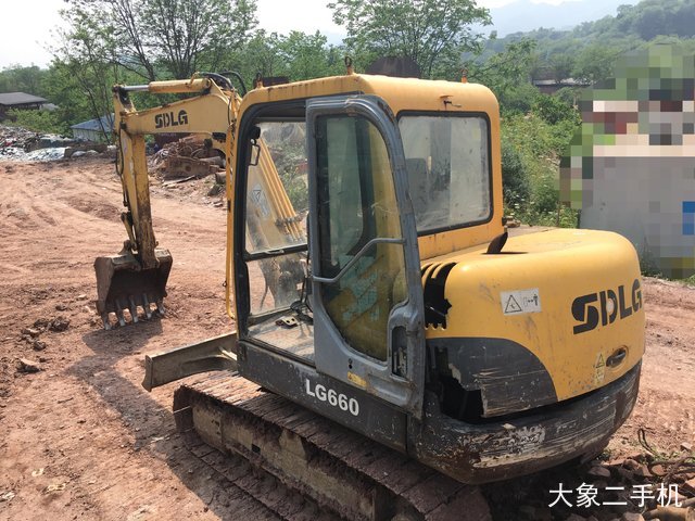 山东临工 LG660 挖掘机