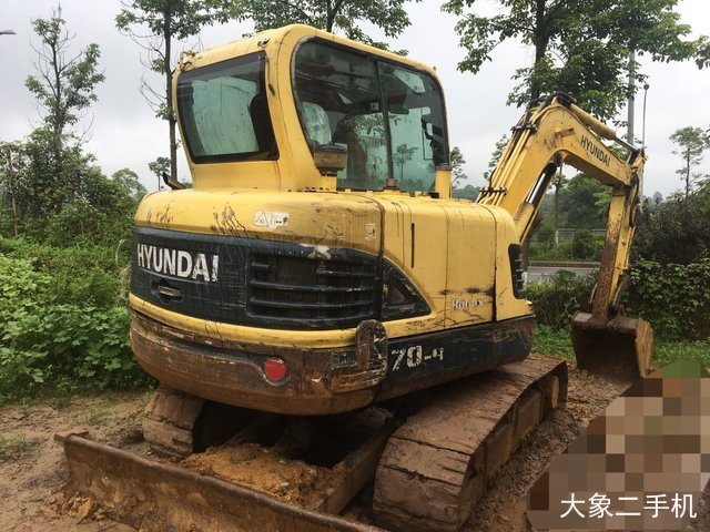 现代 R60-9 挖掘机