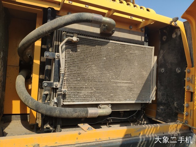 沃尔沃 EC240BLC 挖掘机