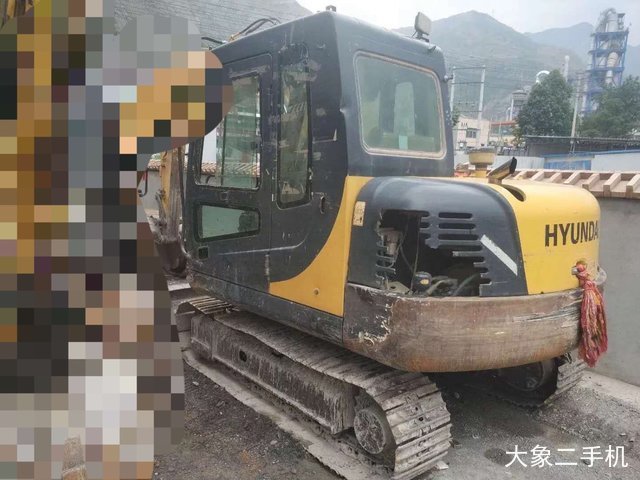 现代 R80-7 挖掘机