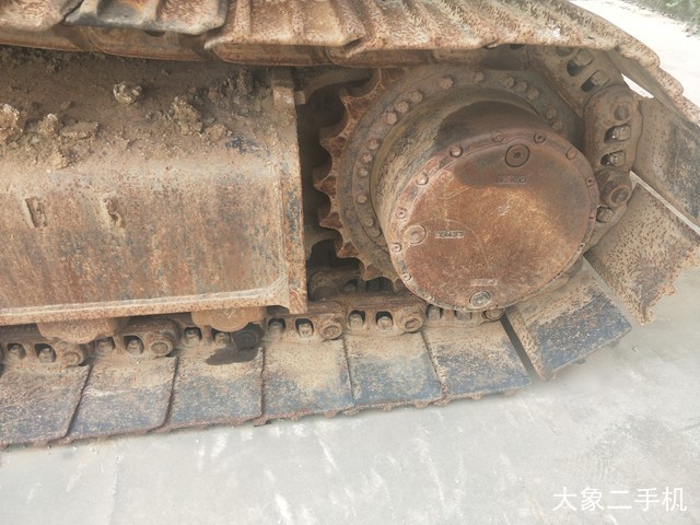 神钢 SK260LC-8 挖掘机