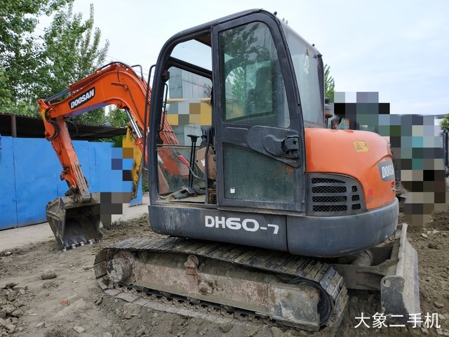 斗山 DH60-7 挖掘机