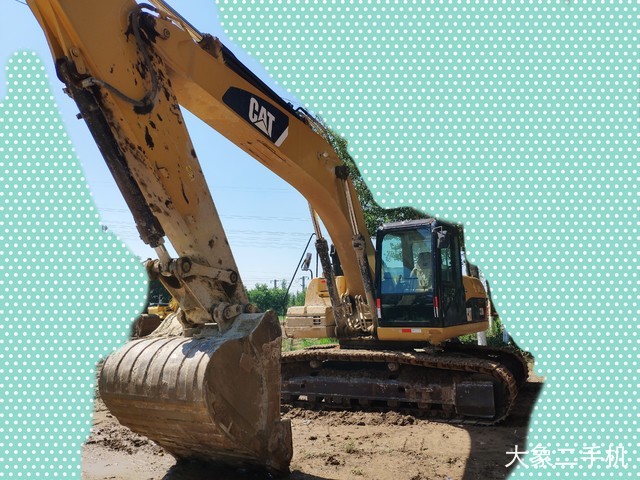 卡特彼勒 324D 挖掘机