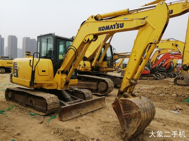 小松 PC56-7 挖掘机