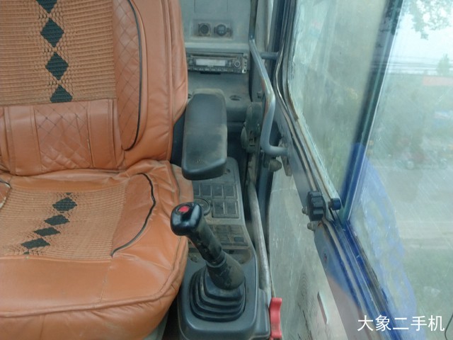 沃尔沃 EC210BLC 挖掘机