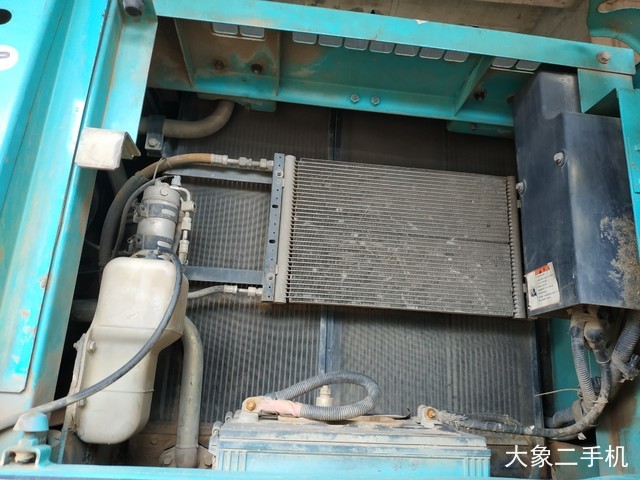 神钢 SK260LC-8 挖掘机