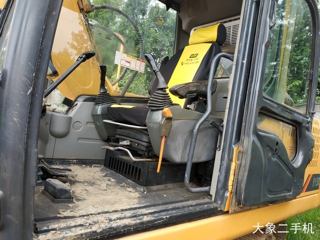 柳工 CLG915D 挖掘机