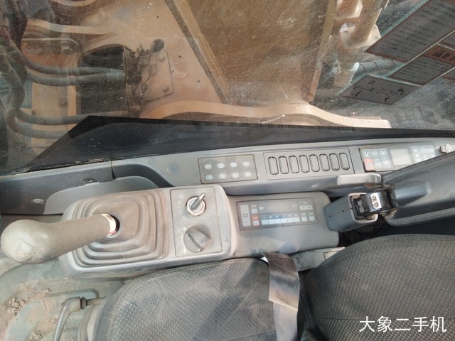 卡特彼勒 318D 挖掘机