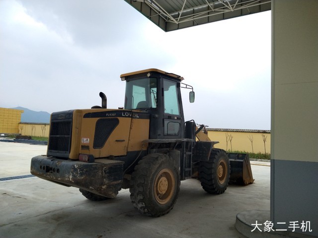 雷沃重工 FL936F 装载机