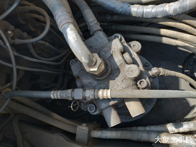 住友 SH210-5 挖掘机