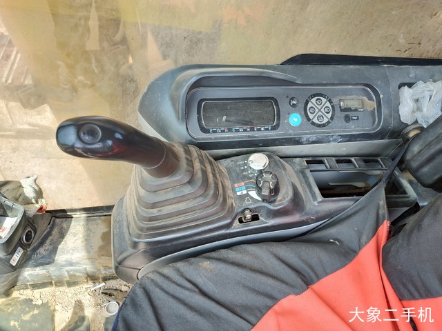 住友 SH240-5 挖掘机