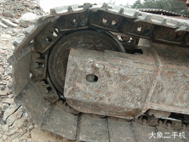 小松 PC240LC-8M0 挖掘机