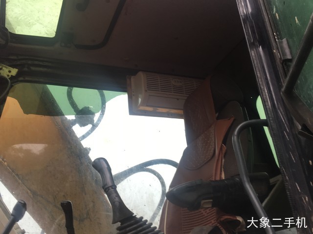 三一重工 SY135C 挖掘机