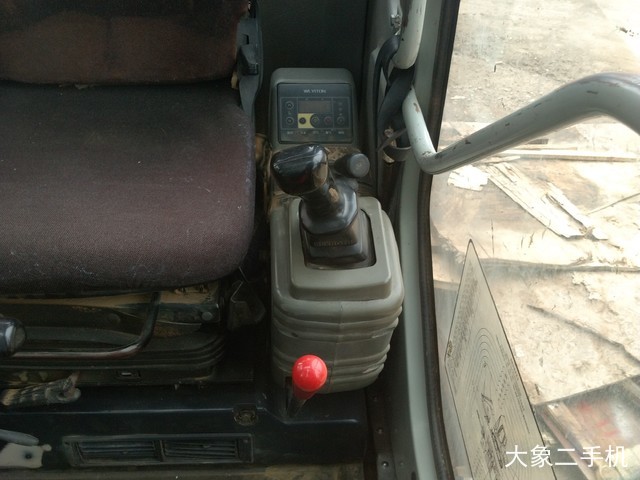 神钢 SK60-C 挖掘机