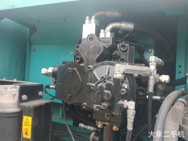 神钢 SK480LC-8 挖掘机