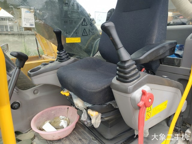 沃尔沃 EC380D 挖掘机